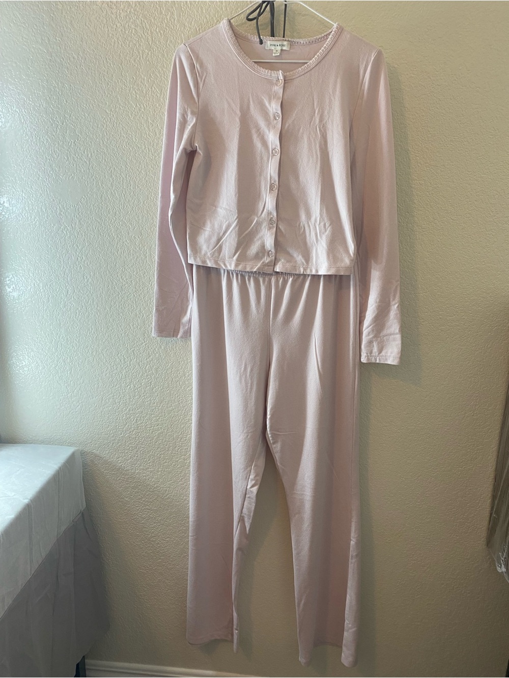 Pink Rose Blush Pink Two-Piece Pajama Set Orchid Petal Cropped M